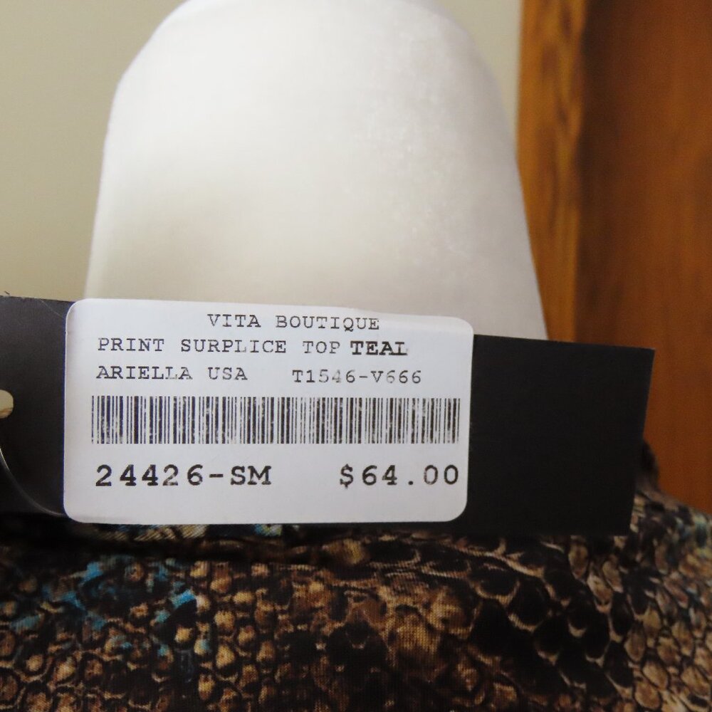 Designer wrap top - Picture 5 of 8